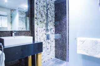 Отель Aidana Plaza Hotel Шымкент Двухместный номер Делюкс с 2 отдельными кроватями-1